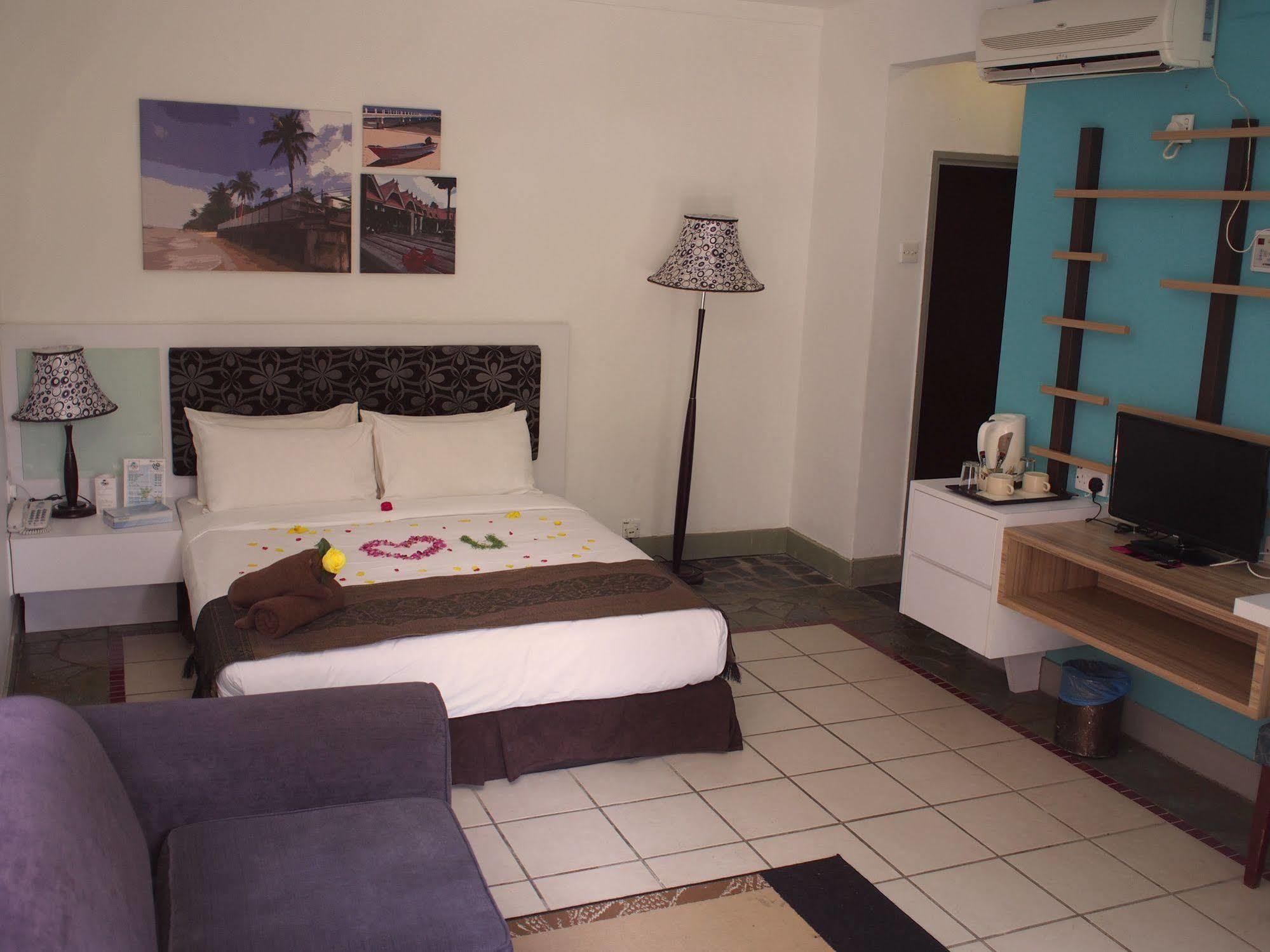 Paya Beach Resort Kampong Juara Dış mekan fotoğraf