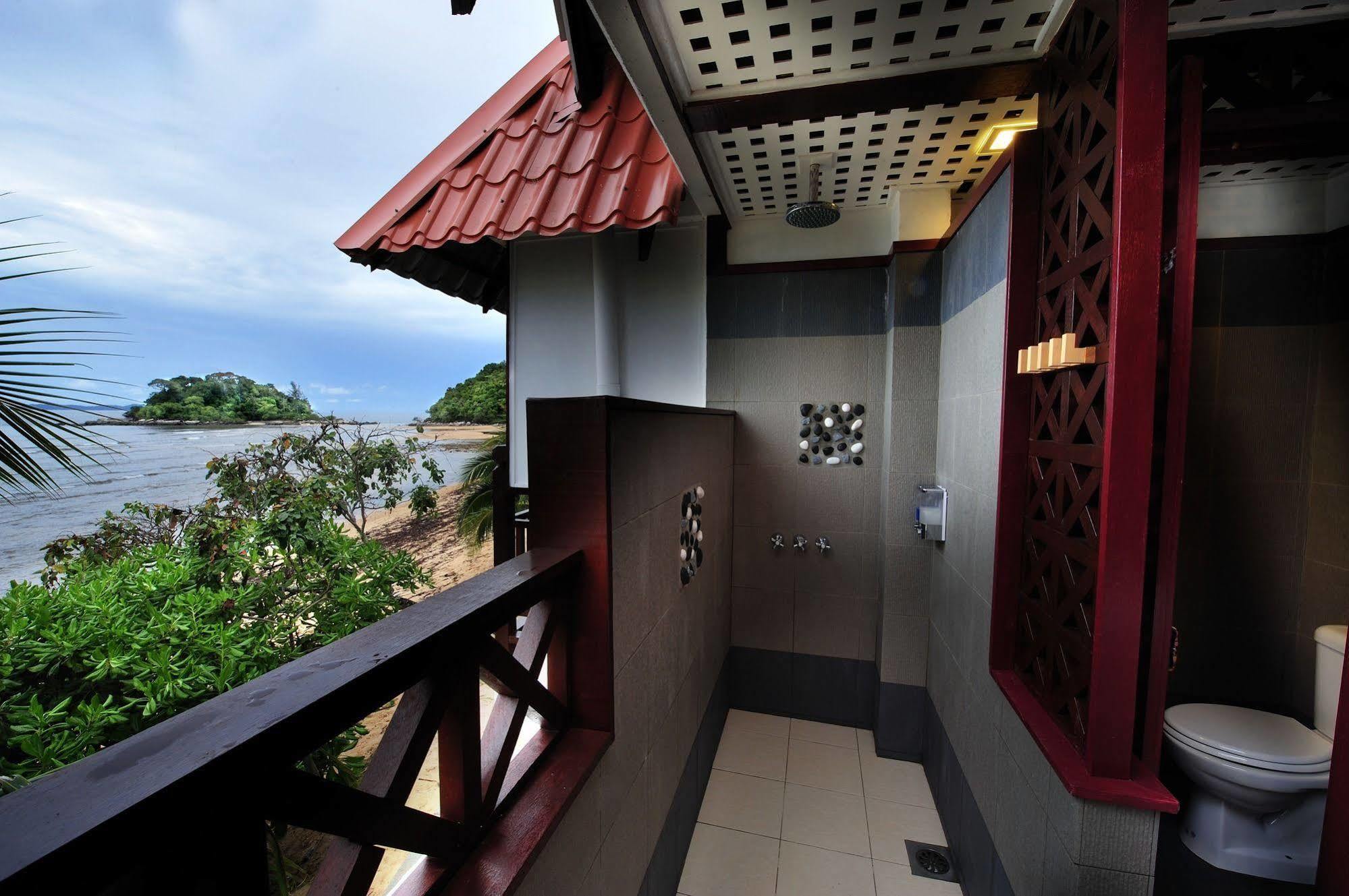 Paya Beach Resort Kampong Juara Dış mekan fotoğraf