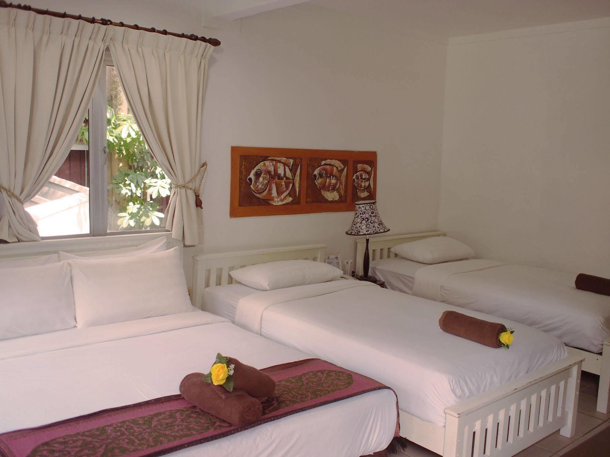 Paya Beach Resort Kampong Juara Dış mekan fotoğraf