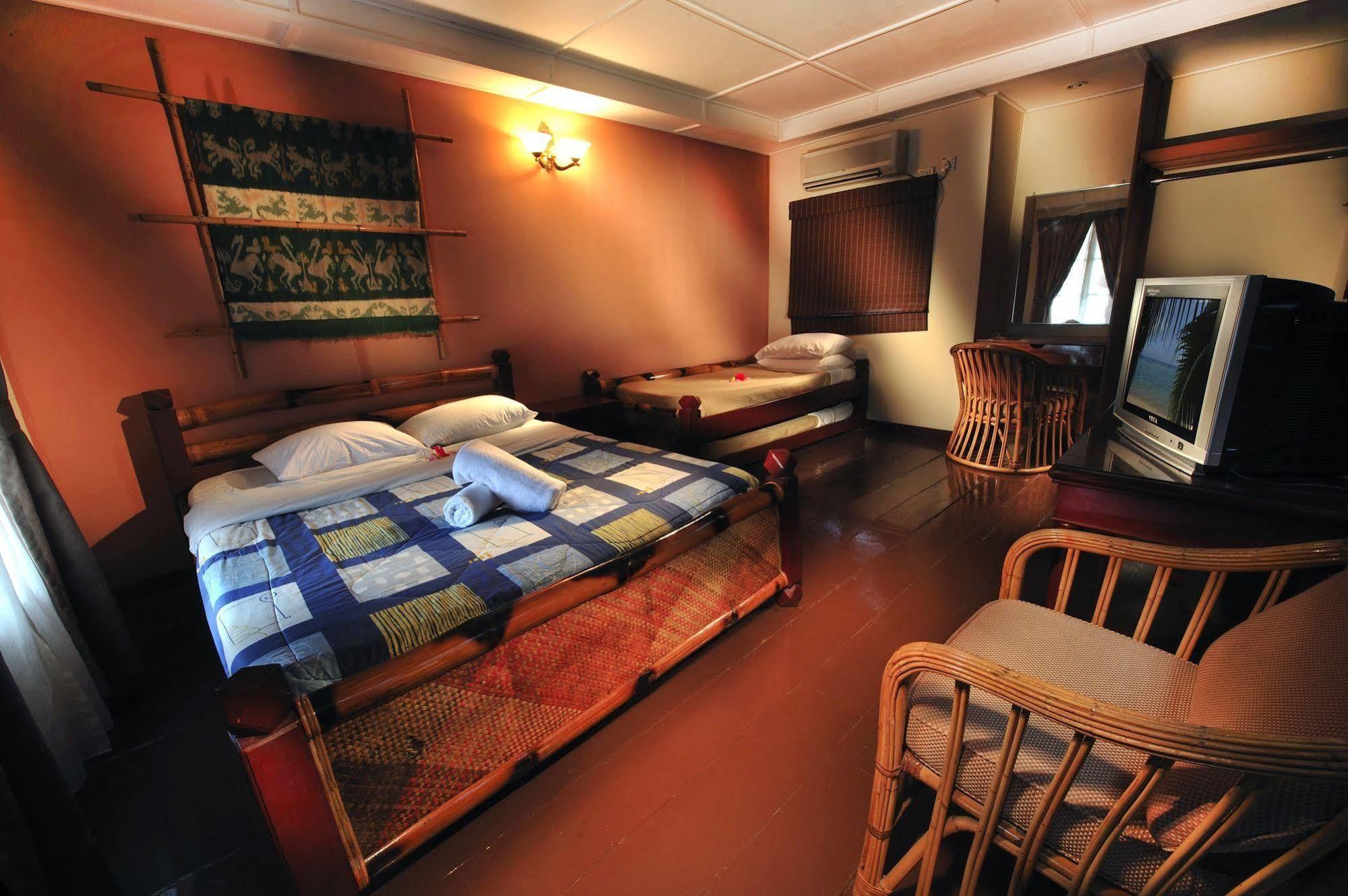Paya Beach Resort Kampong Juara Dış mekan fotoğraf